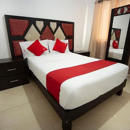 Hotel Mahu Monterrey Luaran gambar