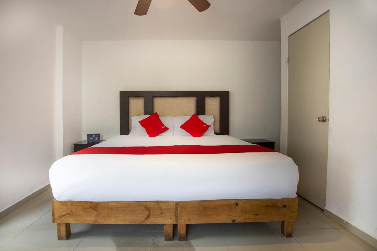 Hotel Mahu Monterrey Luaran gambar