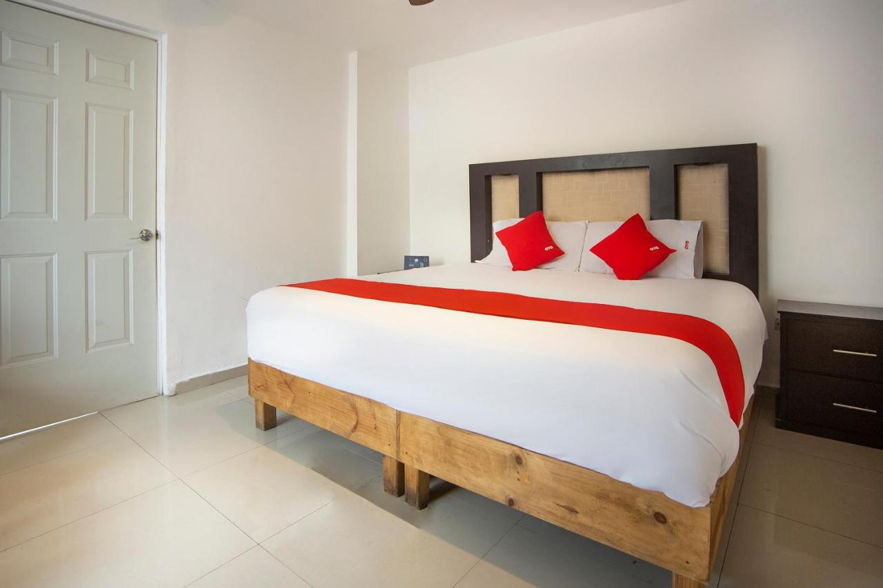 Hotel Mahu Monterrey Luaran gambar