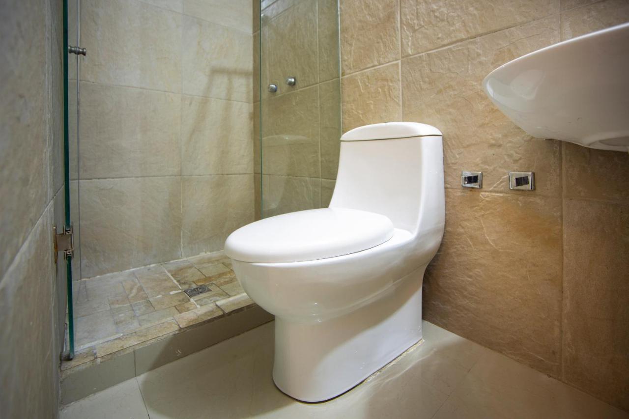 Hotel Mahu Monterrey Luaran gambar