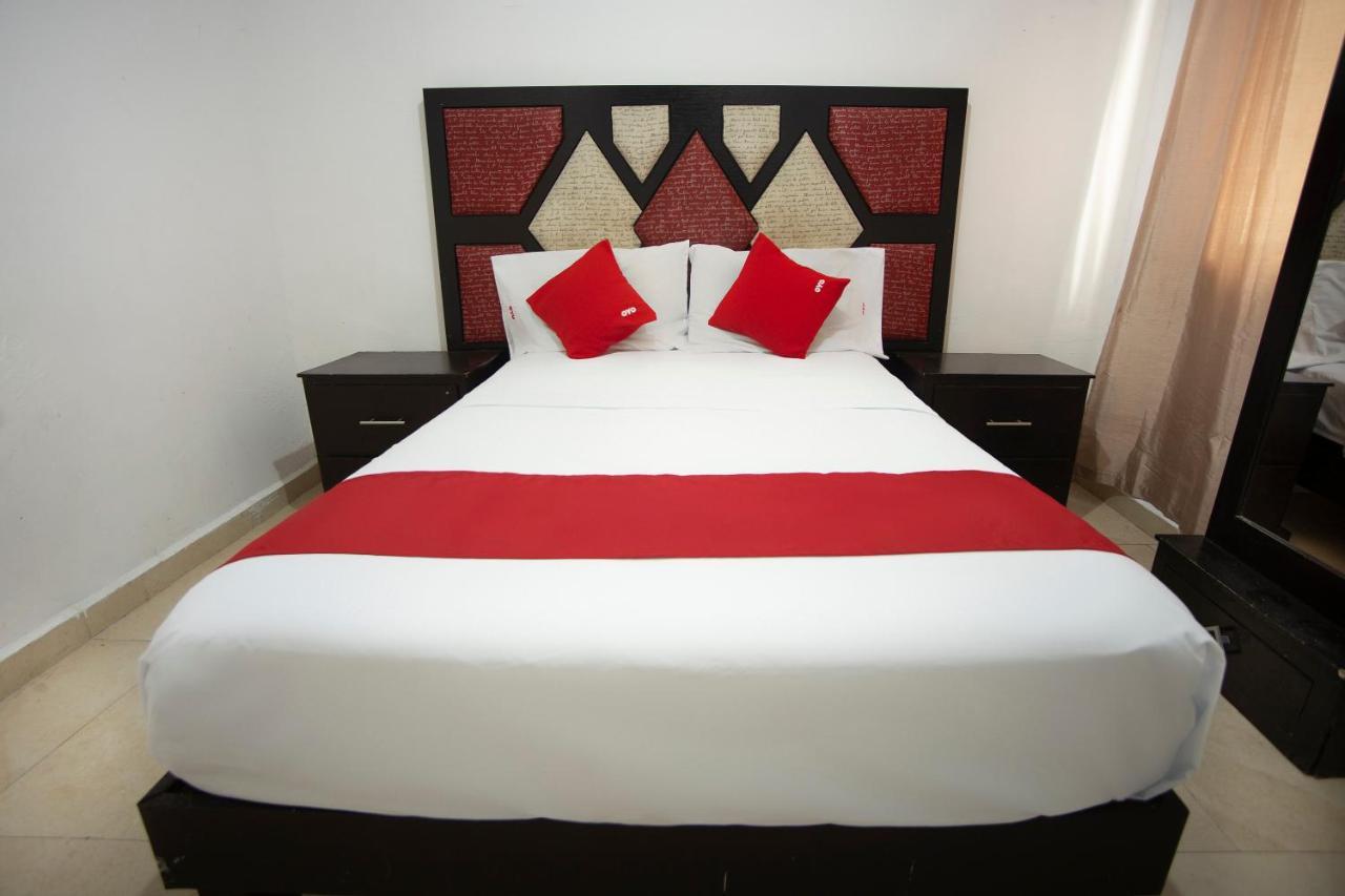 Hotel Mahu Monterrey Luaran gambar