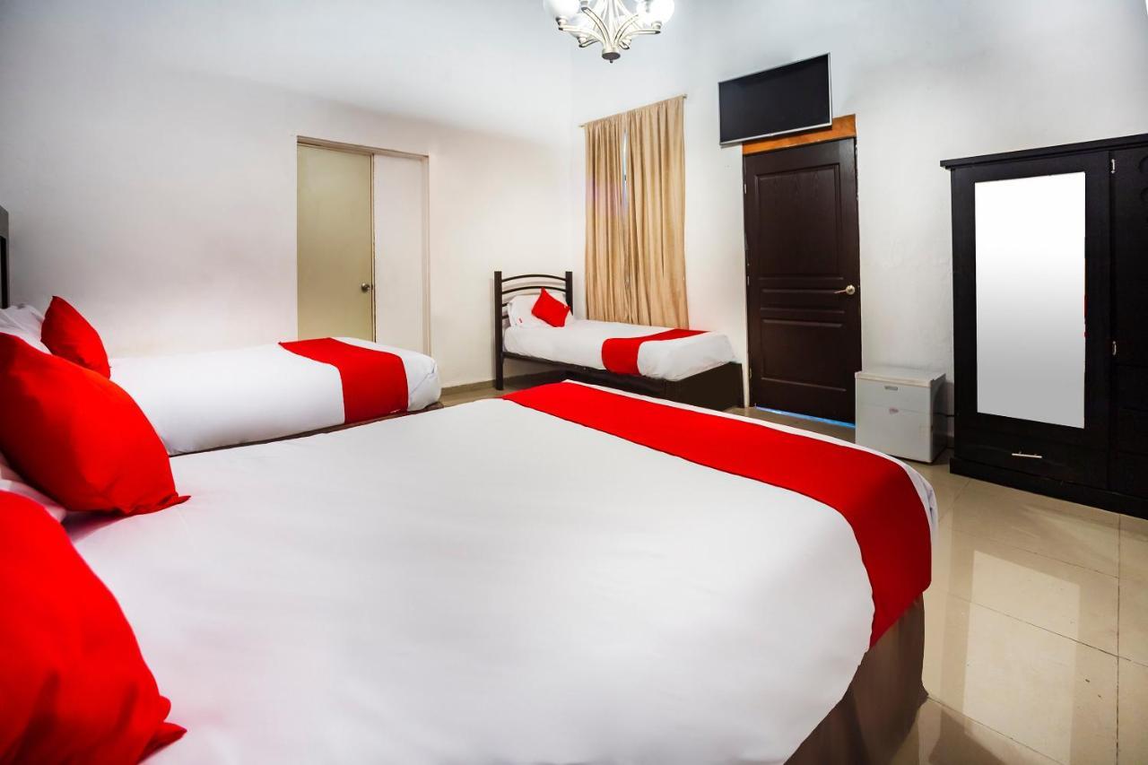 Hotel Mahu Monterrey Luaran gambar