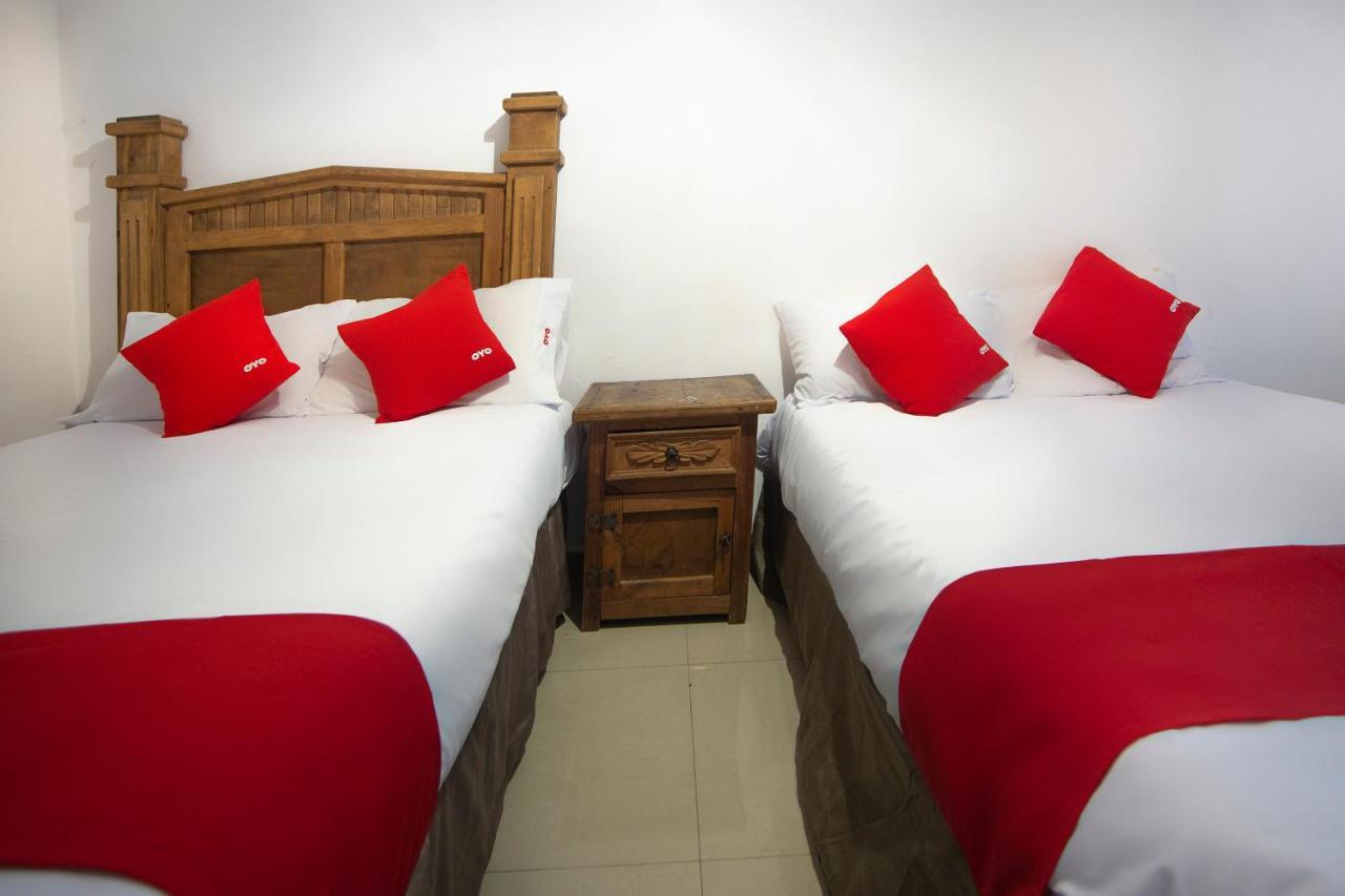 Hotel Mahu Monterrey Luaran gambar